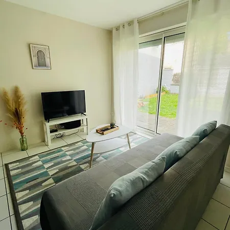 Appartement Avec Jardin Privé Et Parentale